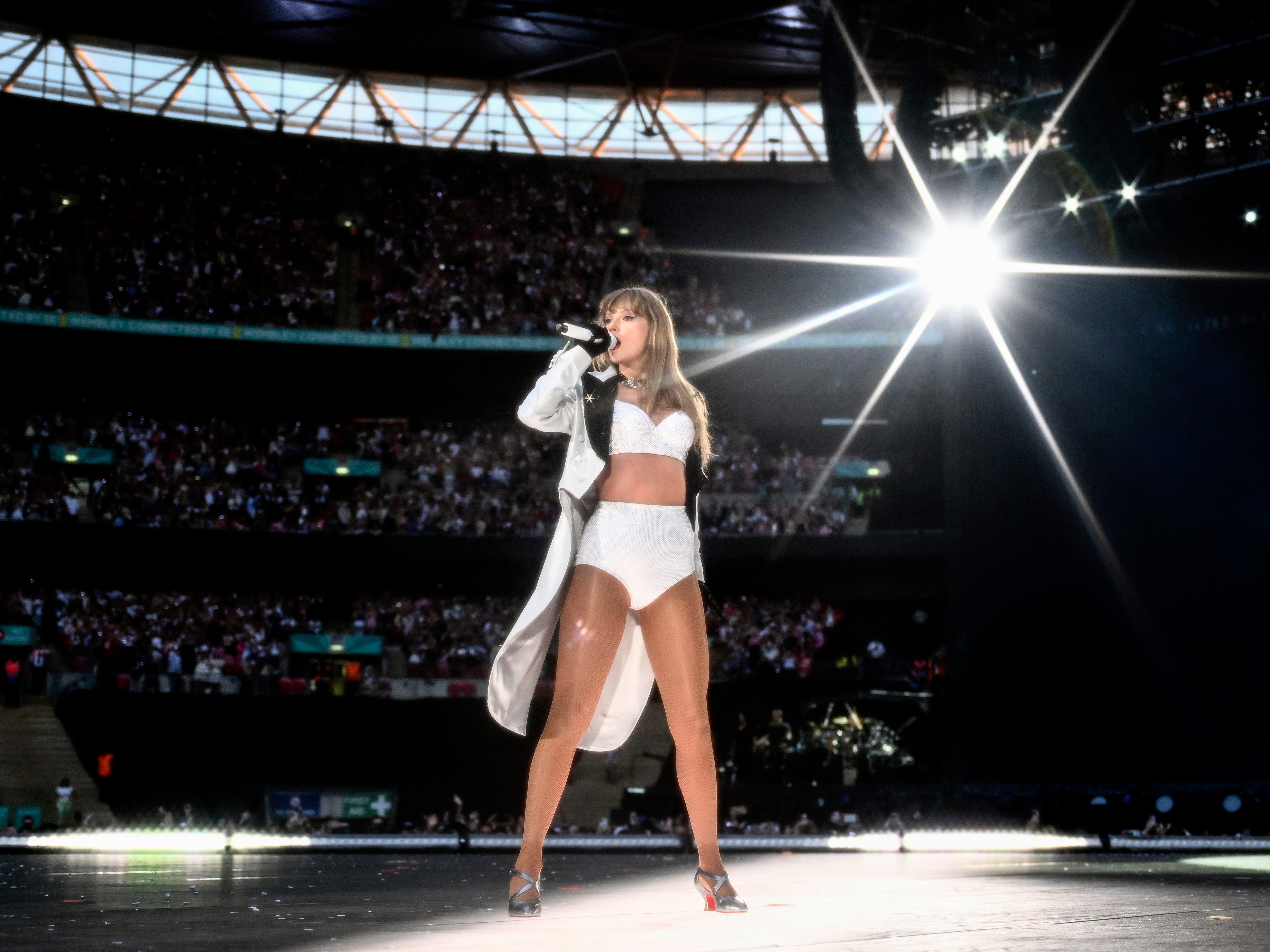 Taylor Swift is doing 8 Eras shows in London. Mini-residencies could be her smartest business decision yet.