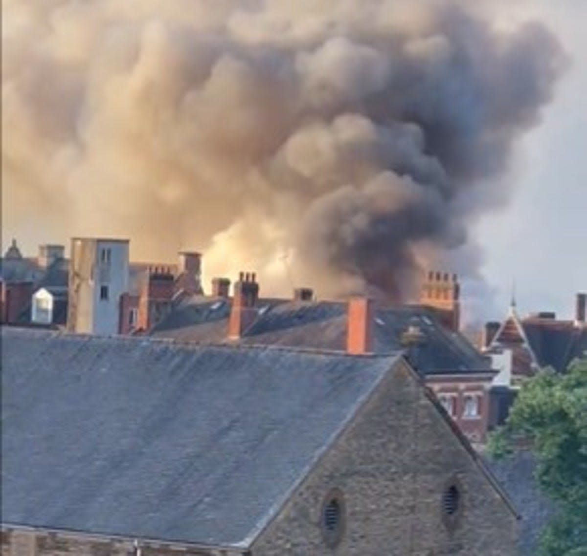 Firefighters tackle huge fire in Northampton as smoke billows above city centre