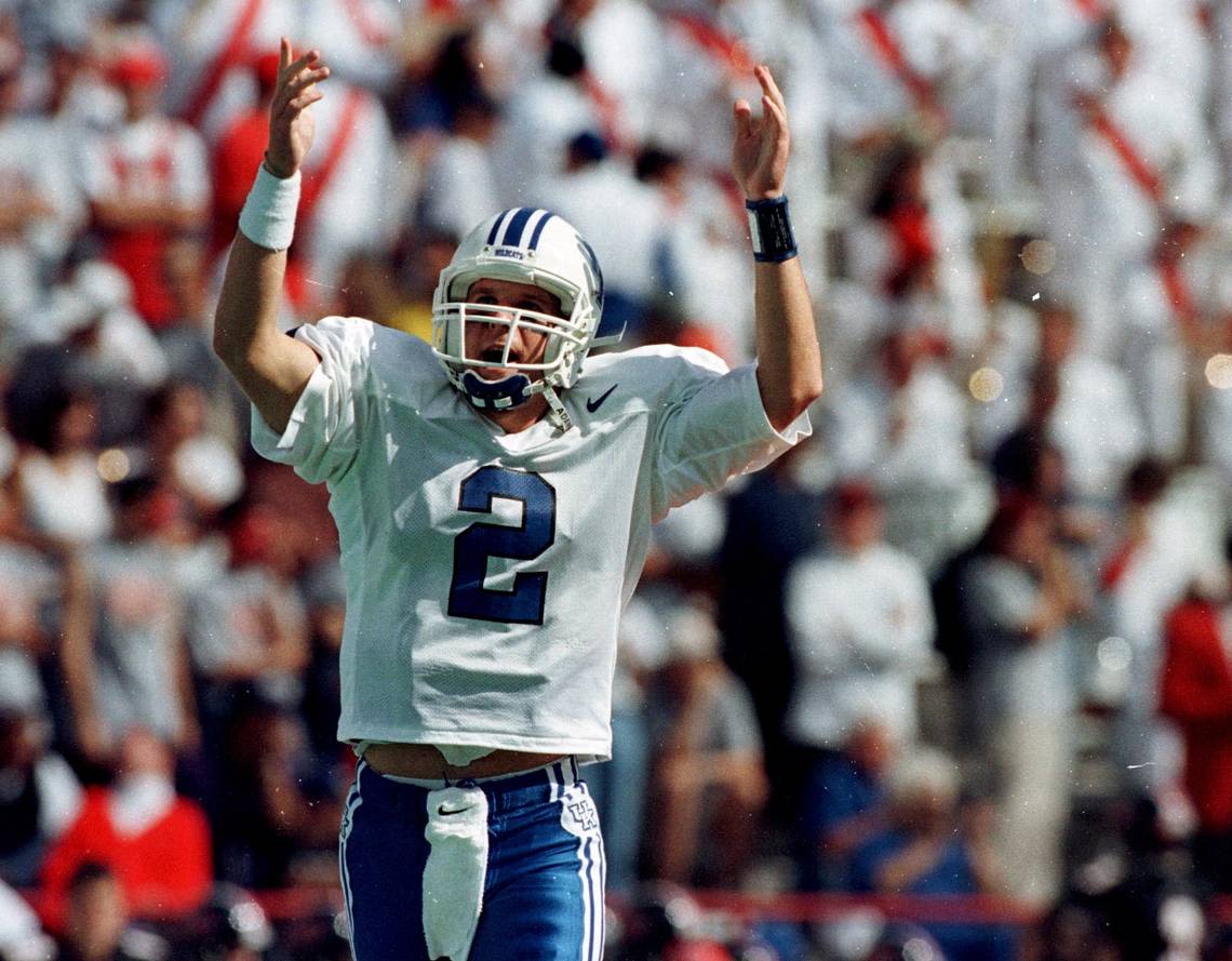 Honoring Tim Couch and more Kentucky-Georgia football game day notes