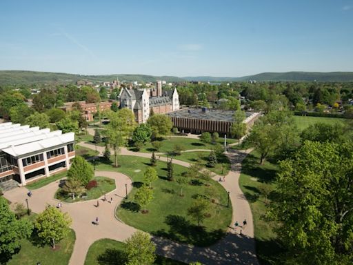 Notre Dame High School students can now take classes at Elmira College