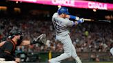 Thompson 2-run HR backs Urías' 17th win, Dodgers beat Giants