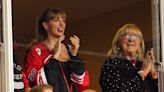 Taylor Swift Perfects Stadium Style at Kansas City Chiefs Game