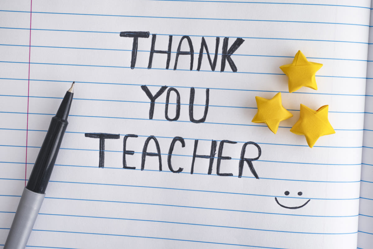 45 Teacher Appreciation Message Ideas To Tell an Educator 'Thank You' This Year