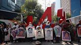 “La víctima no es usted, somos nosotros”: padres de los 43 de Ayotzinapa responden primer informe de AMLO