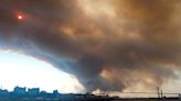 Incendio forestal en ciudad canadiense de Halifax obliga a evacuar miles de casas