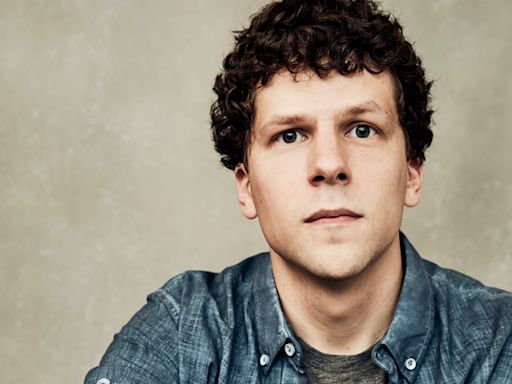 Jesse Eisenberg Applies for Polish Citizenship: ‘I Would Love to Create Better Relationships Between Jews and Polish People’