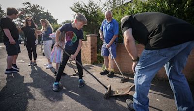 Community rallies together after ‘people from out of town’ riot in Southport