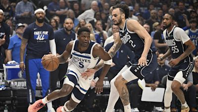 Key Dallas Mavericks Center Suffers Injury, Leaves Game 3 of WCF Against Timberwolves