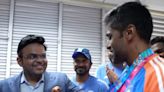 Suryakumar Yadav Win 'Fielder of the Match' Medal for Game-changing Catch in T20 World Cup Final | WATCH - News18