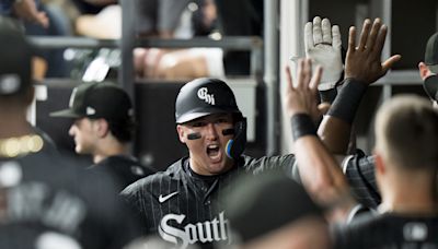 White Sox mash Yankees with season-highs in runs, hits