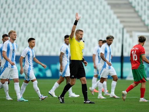 Argentina coach slams chaotic ‘scandal’ at Olympic soccer match vs Morocco