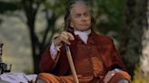 Michael Douglas explicó por qué decidió retratar el hábito de “tirarse pedos” de Benjamin Franklin en la serie del prócer de Estados Unidos