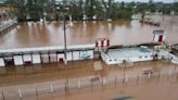 Como en Brasil, las inundaciones taparon una cancha en Entre Ríos