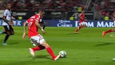 Una jugada maradoniana que mereció ser gol y lujosa asistencia: el partido de Di María en el triunfo clave del Benfica en Portugal