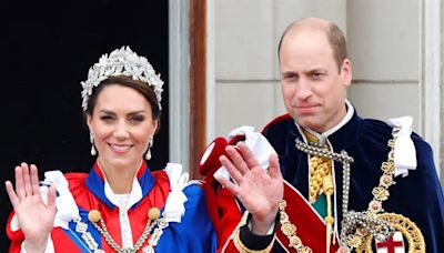 Carlos III condecora al príncipe Guillermo y Kate Middleton: deposita aún más confianza en ellos y su cercanía crece ante la adversidad