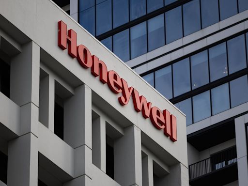 Honeywell Cranks Up M&A Machine. Investors Yawn.