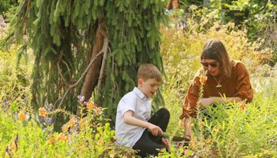 Award-winning Glasgow Willy Wonka garden opens at children's hospital