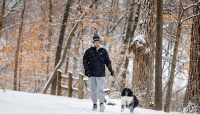 Twin Cities sees first measurable snow in a month. There s more on the way.