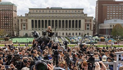 Presidenta de Universidad de Columbia dimite meses después de las protestas estudiantiles