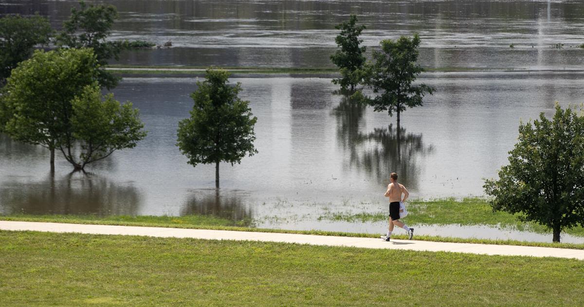 Council Bluffs continues prepares for flooding amid severe weather