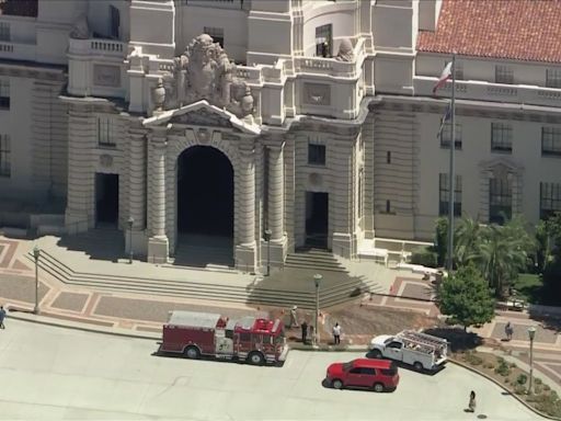 Pasadena City Hall sustains broken pipe during 4.4 magnitude quake