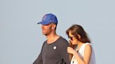 ¿Se han comprometido Chris Martin y Dakota Johnson después de seis años de noviazgo? Te contamos todos los detalles