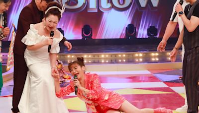 王彩樺帶女兒勁歌熱舞 白冰冰「妳可以退休了！」 腿軟下跪