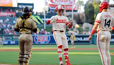 Mountcastle hits 2 HRs, Norby gets first career HR and Orioles rout Blue Jays 10-1