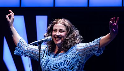 Review | Carole King musical is enjoyable, if not earth-moving