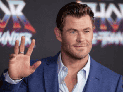 Chris Hemsworth se siente mejor con personajes graciosos que con héroes