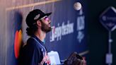 Why the Atlanta Braves should sign a top pitcher instead of shortstop Dansby Swanson