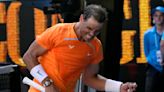 Nadal sufre para ganar en 1ra ronda de Australia