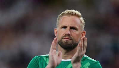 Celtic sign Denmark goalkeeper Schmeichel