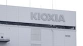 Kioxia Plans to List as Early as October as Merger Talks Stall