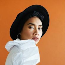 Yuna (singer)