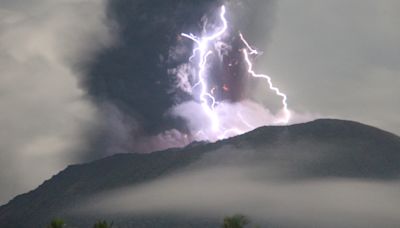 Eruption of Indonesia's Mt Ibu forces seven villages to evacuate