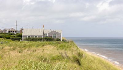 Shattered Wind Blade Puts Nantucket on Frontlines of a Clean-Energy Fight