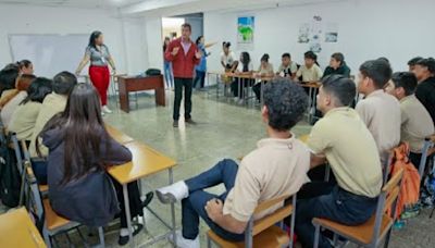 “TSJ va a tu Escuela” visitó la U.E Padre Santiago F. Machado de Guacara