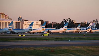 El Gobierno informó los sueldos de los empleados de Aerolíneas Argentinas