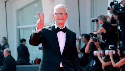 Apple CEO Tim Cook is living out the Hollywood movie executive fantasy in Italy right now