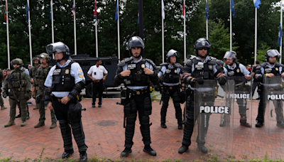 'Understaffed' Park Police Took On Thousands Of Anti-Netanyahu 'Poop Throwing' Protestors