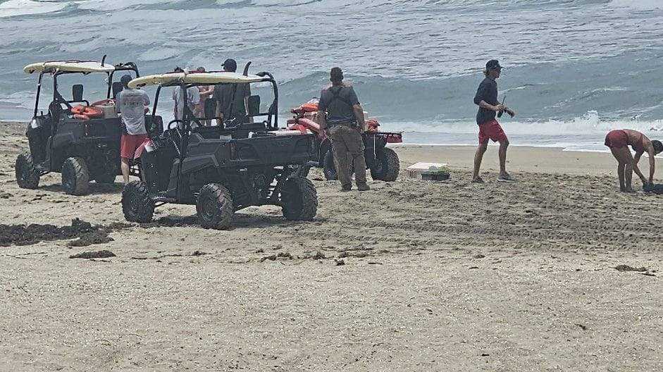 Pennsylvania couple drown in rip current on Florida beach while on vacation with their 6 children