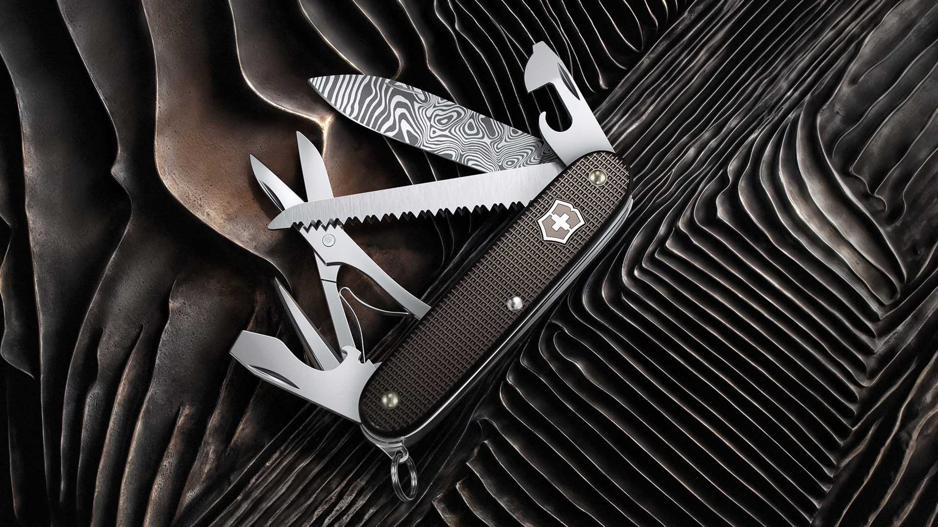 The makers of Swiss Army Knife bring a Finnish vibe to a seriously stylish new multitool