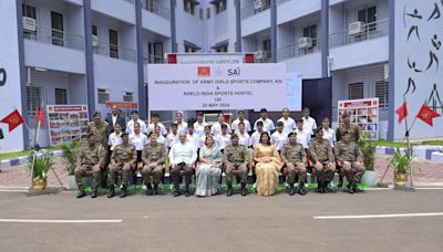 PHOTOS: Army Chief General Manoj Pande Visits Training Establishments in Pune