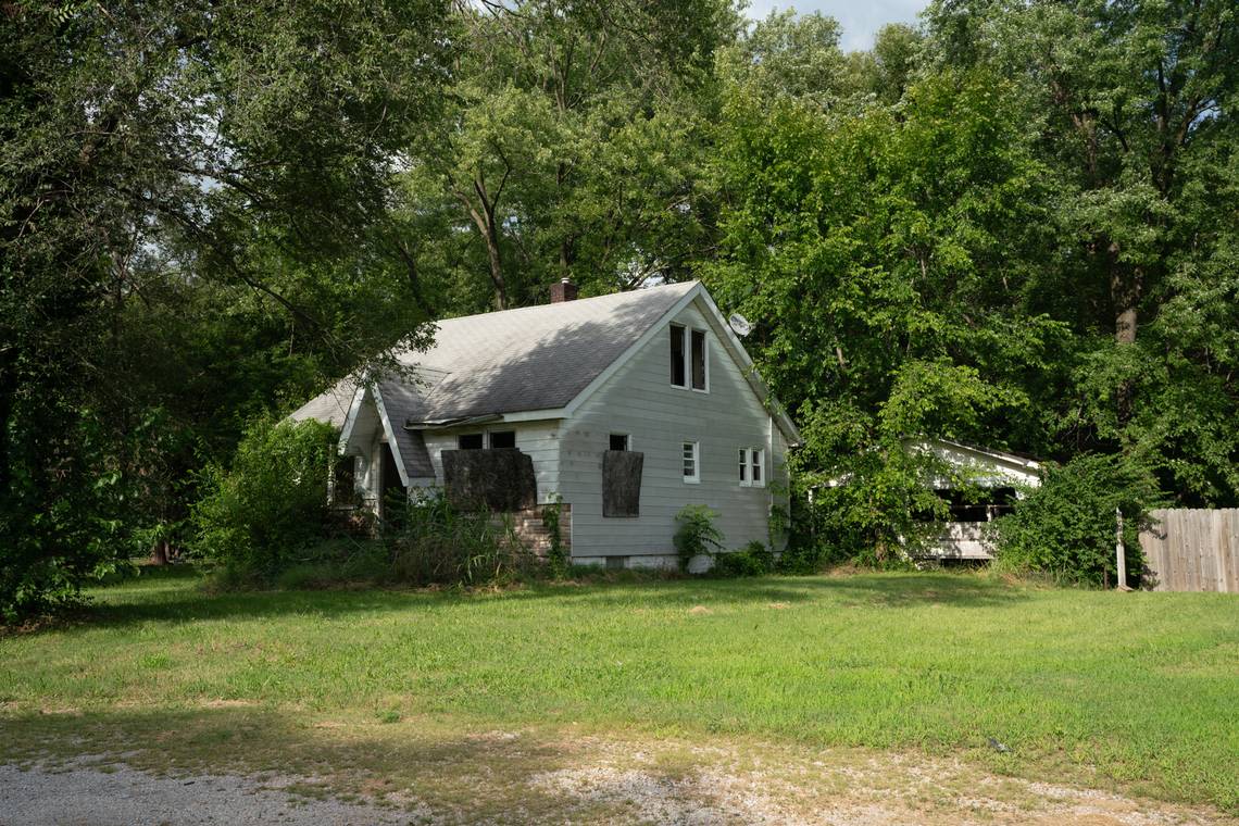 St. Clair County announces 34 more derelict homes will be demolished with state grant