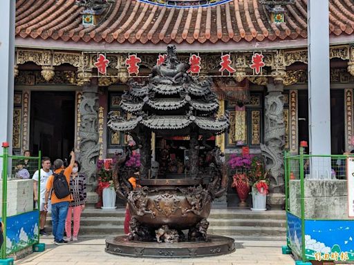 猥褻女香客掰增強運勢 前半天岩紫雲寺乩童判刑