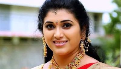 Kannada actress Pavitra Jayaram who shot to fame with 'Trinayani' dies in a road accident