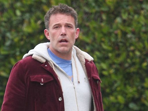 Ben Affleck Explodes at ‘Dangerous’ Paparazzi Outside His House