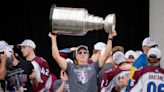 Avalanche promote Sakic to president of hockey operations