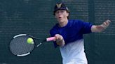 Remmers, Bertsch advance to semifinal singles' matches to lead Arrows on first day